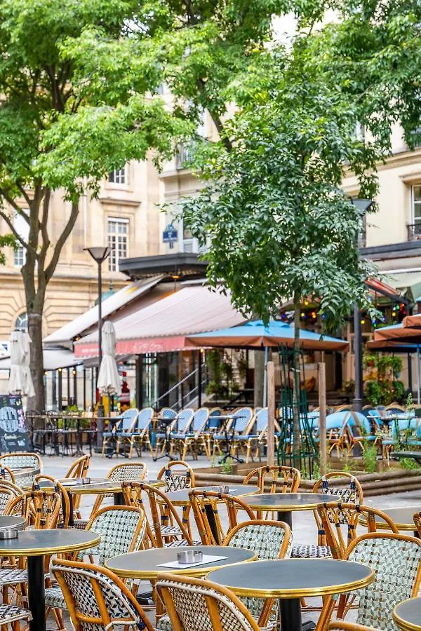 Апартаменты Holidaysinparis - Bourg Tibourg Франция