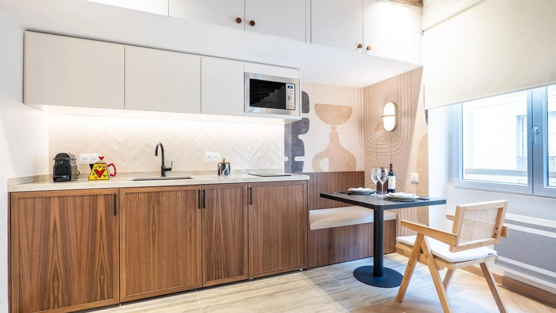 Апартаменты Holidaysinparis - Bourg Tibourg